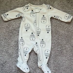 Carter's White Bear Patterned Footie
